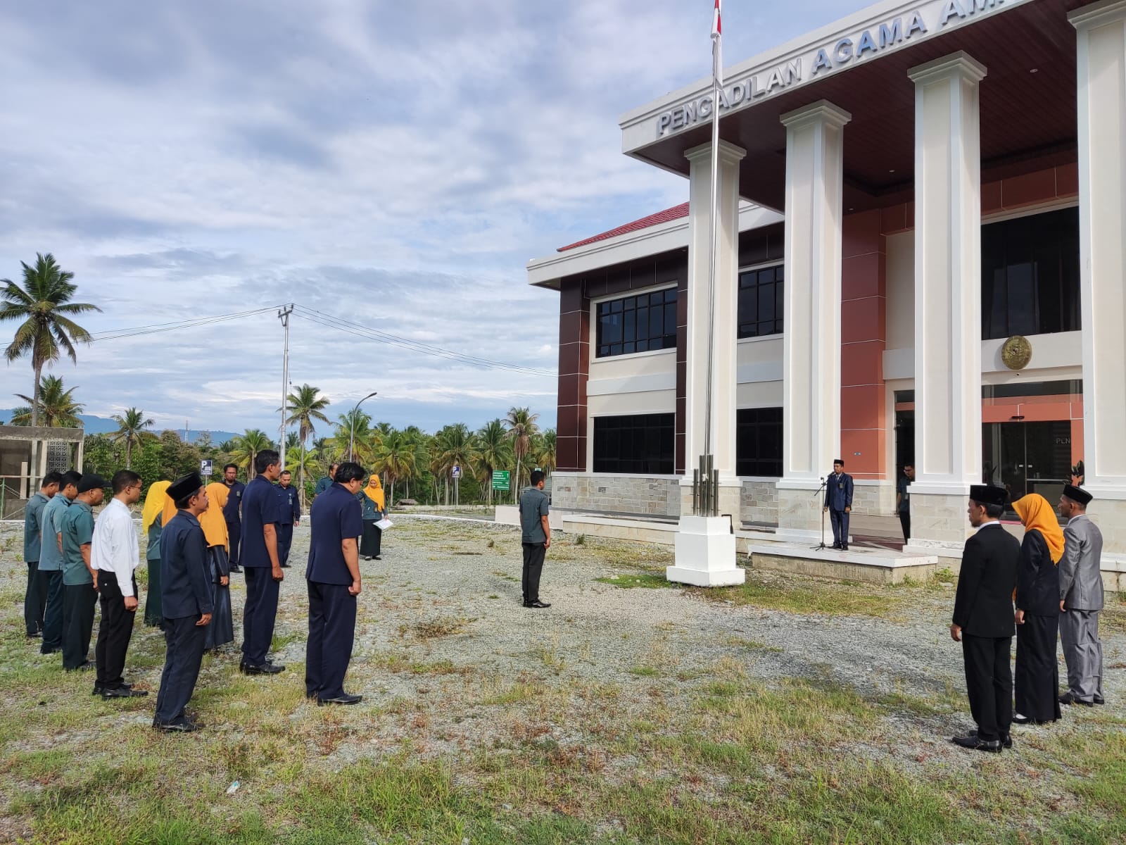 Foto_upacara_sumpah_pemuda.jpeg - 304.73 kB