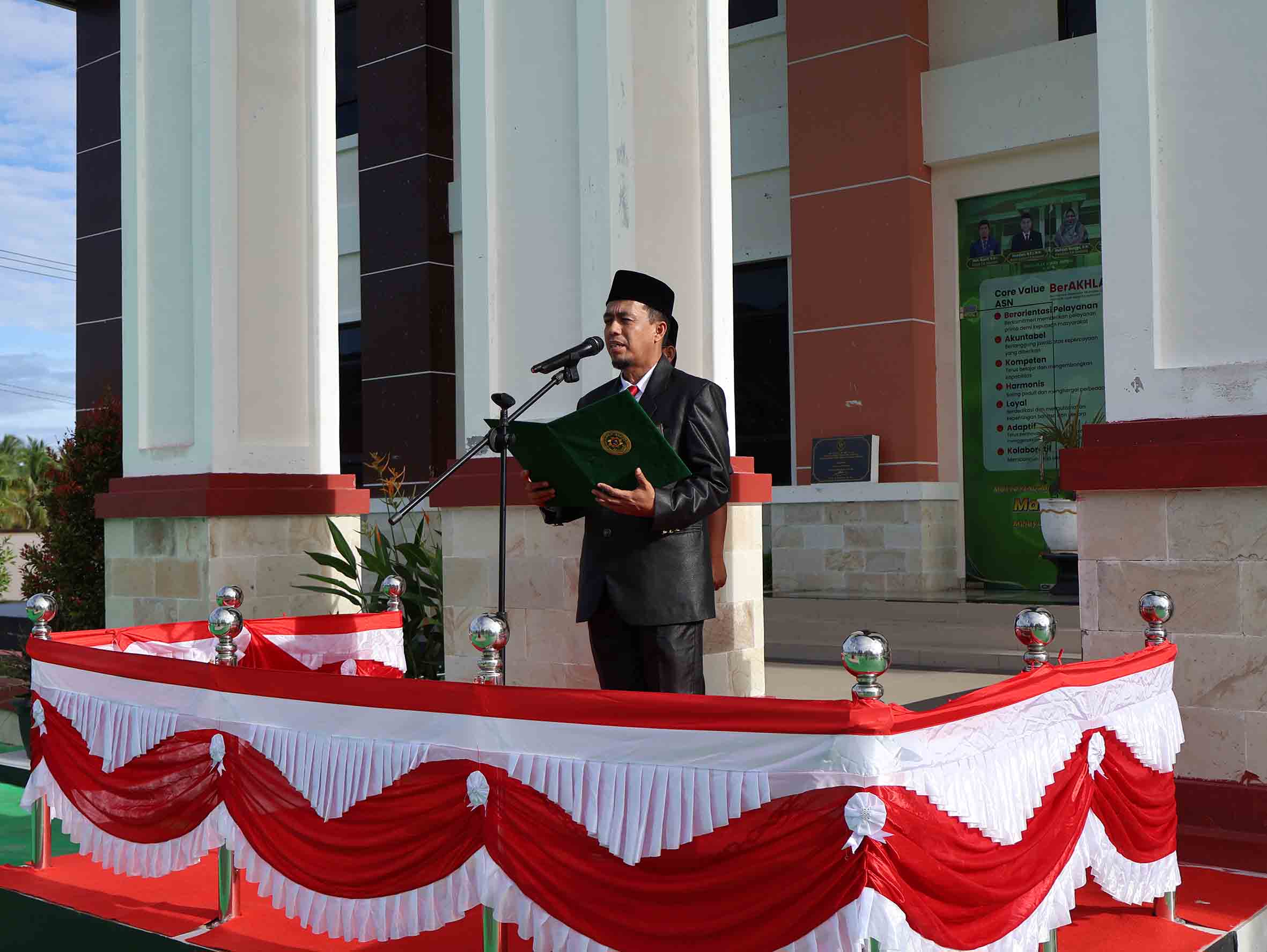 Upacaram HUT RI 1