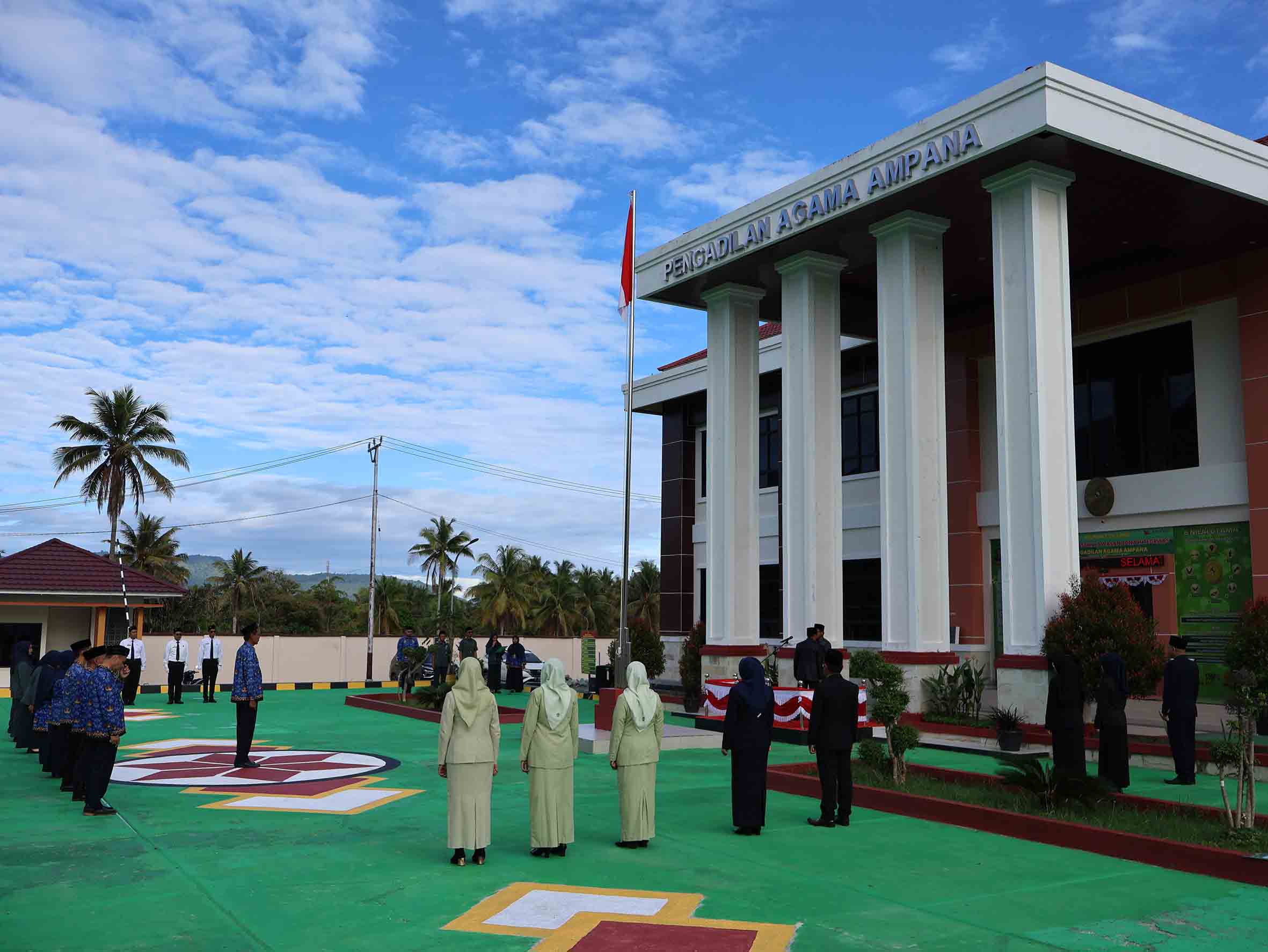 Upacaram HUT RI 7